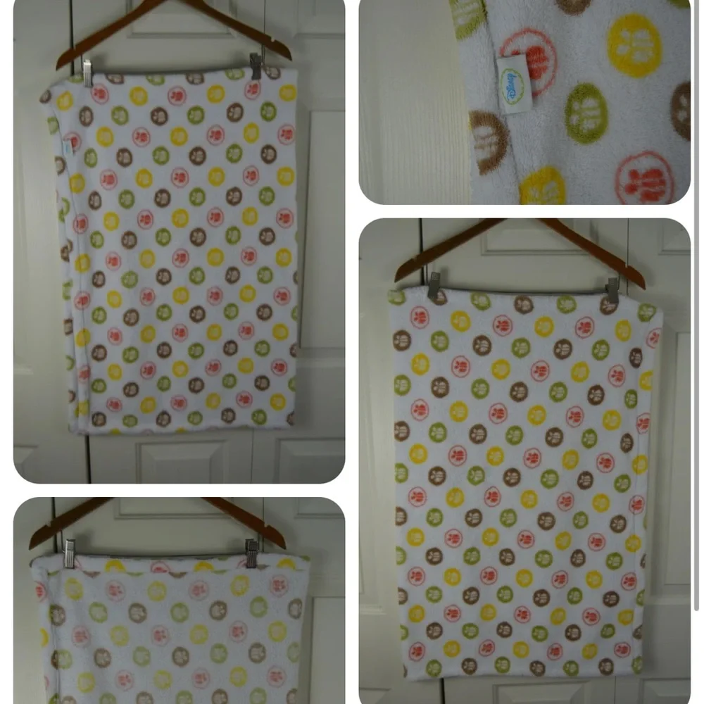 Disney Honeybee Baby Blanket White Green Yellow Orange Brown Bee Circles Lovey